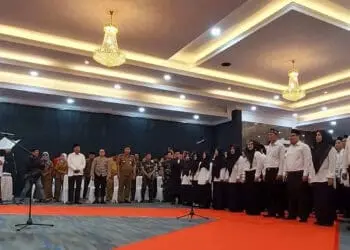 Dalam pelantikan PPS di Kota Serang, Ketua KPU setempat berpesan, agar PPS bekerja profesional dan tak mudah tergoda oleh hal-hal yang dapat mencederai Pemilu, Selasa (24/1/2023). (ISTIMEWA)