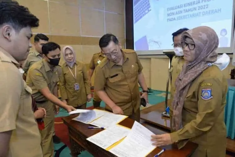 Sidak Panti Pijat, Anggota DPRD Kabupaten Tangerang Kecele