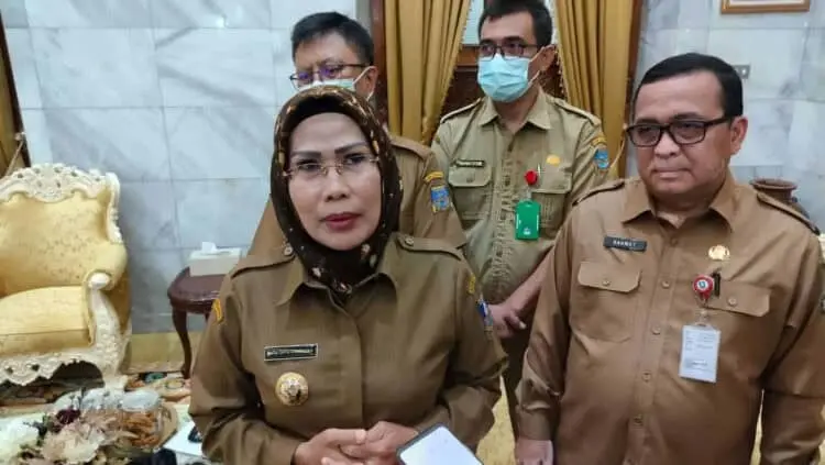 Bupati Tatu Cabut Semua Aturan Yang Berkaitan Dengan Pandemi