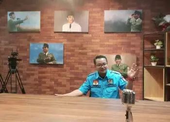 DIWAWANCARAI: Ketua DPD Komite Nasional Pemuda Indonesia (KNPI) Kabupaten Tangerang, Juanda saat wawancara. Dok. (ALFIAN HERIANTO)