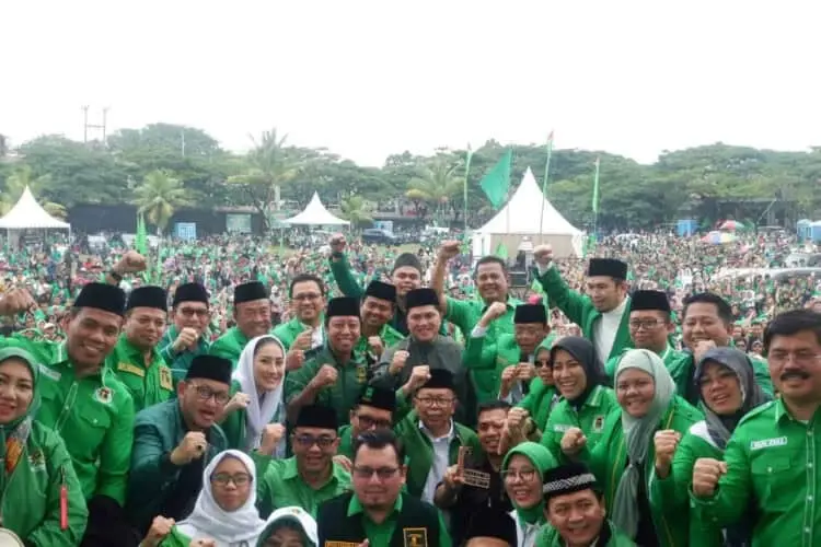 20 Ribu Orang Hadiri Peringatan Harlah PPP di Cilegon, Mardiono Ajak Kader Bangkit