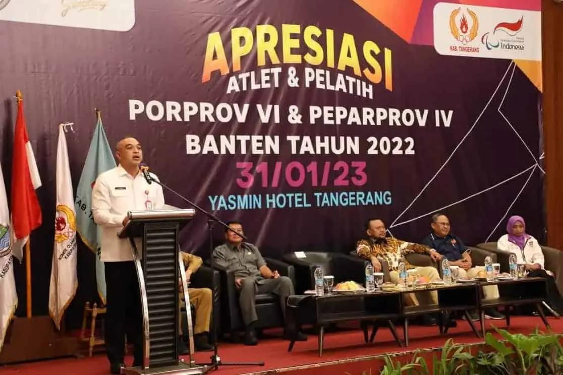 Bupati Tangerang Beri Bonus Prestasi Bagi Atlet Porprov VI dan Peparprov IV Banten Bupati Tangerang Beri Bonus Prestasi Bagi Atlet Porprov VI dan Peparprov IV Banten