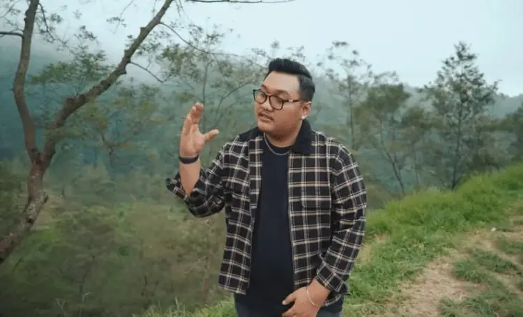 Lirik Lagu Cidro Asmoro – Ndarboy Genk