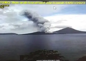 Gunung Anak Krakatau Meletus, Lontarkan Abu Setinggi 3.000 Meter