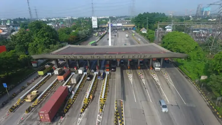 Awal tahun 2023, PT Astra Toll Tangerang – Merak (Tamer), secara resmi akan menaikan harga tarif tol. Kenaikan itu diklaim, sudah disosialisasikan lebih dari dua minggu yang lalu, melalui berbagai plafom media. (ISTIMEWA)