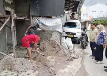 8 Rumah Tak layak Huni di Jurang Mangu Barat Terima Bantuan Kemensos