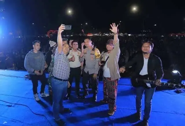 Ribuan Masyarakat Kota Tangerang Antusias Rayakan Pergantian Tahun Ribuan Masyarakat Kota Tangerang Antusias Rayakan Pergantian Tahun