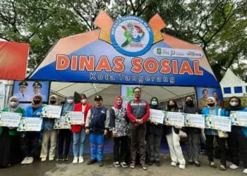 Dinsos Kota Tangerang Salurkan Bantuan Pendidikan untuk 55 Orang Mahasiswa