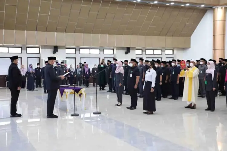 Zaki Lantik dan Ambil Sumpah Jabatan Fungsional dan PNS