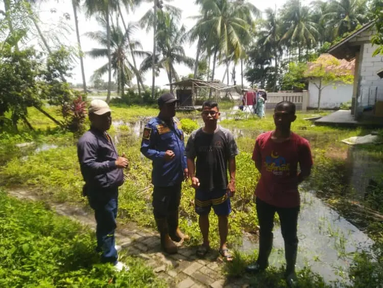 Hari Keempat 15 KK di Pakuhaji Terendam Banjir