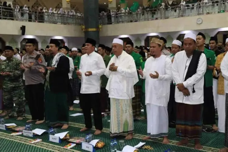 Istighosah Kubro dan Tabligh Akbar Warnai Satu Abad NU