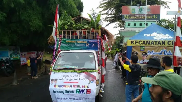 Pawai Mobil Hias di Ciledug, Wujud Cinta Masyarakat Terhadap Kota Tangerang
