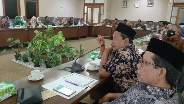 Protes Tiga Jalan Utama Ditutup, Warga Cisauk Adukan Pengembang Ke DPRD Kabupaten Tangerang