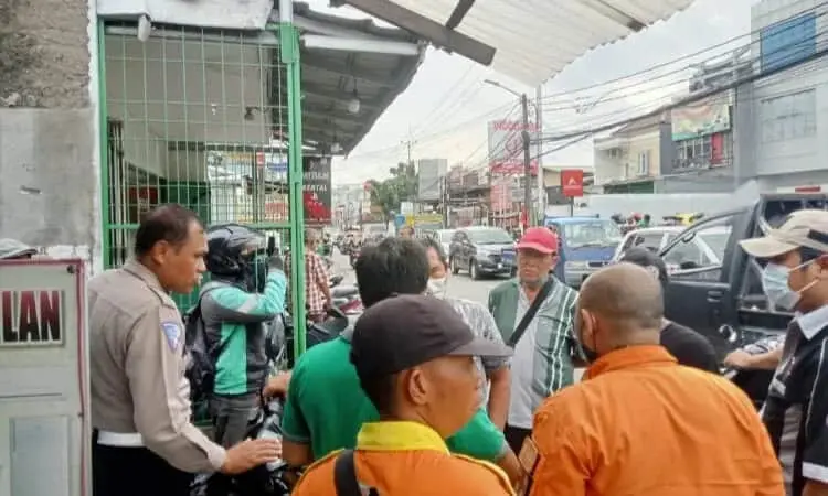 Sempat Tak Sadarkan Diri, Pengemudi Ojol di Karang Tengah Tewas Usai Ngopi