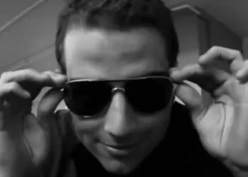 Lirik Lagu Dear God - Avenged Sevenfold