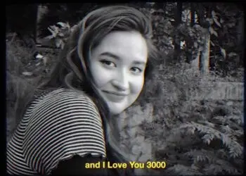 Lirik Lagu I Love You 3000 - Stephanie Poetri