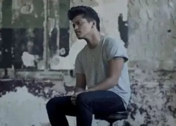Lirik Lagu It Will Rain - Bruno Mars