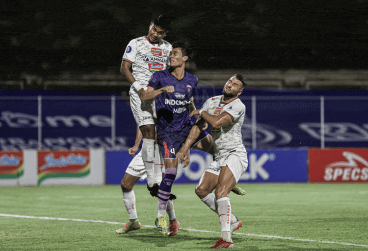 Tak Dapat Izin Keamanan, Laga Persita vs Persija Ditunda
