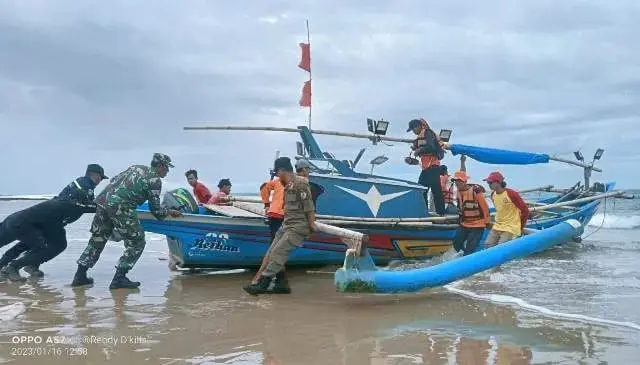 Tak Kunjung Ditemukan, Pencarian Jasad Pencari Ikan di Lebak Dihentikan