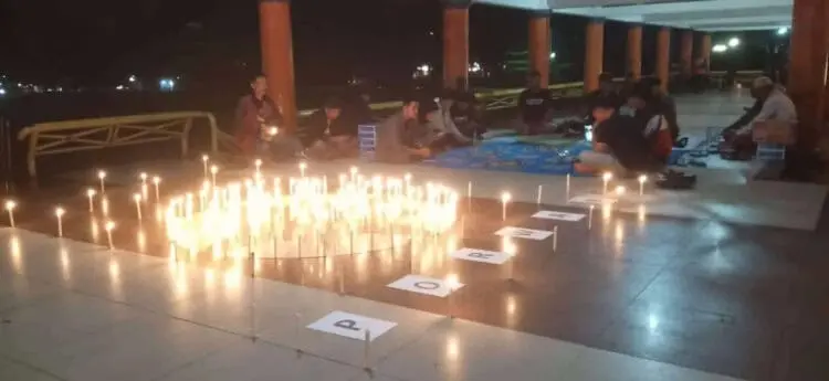 Refleksi HPN 2023, Porwan Pandeglang Yasinan Sambil Nyalakan Lilin