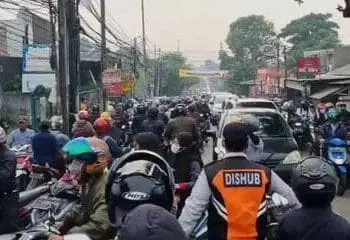 Masyarakat Diimbau Hindari Jalan Menuju Kampus Unpam Viktor