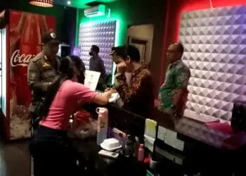 Jelang Ramadan, Satpol PP Tangsel Razia Miras di 7 Lokasi