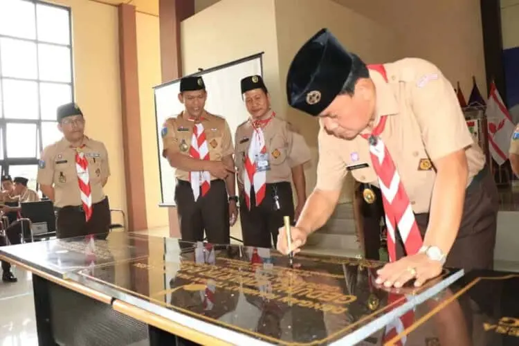 Ketua Kwarcab Maesyal Rasyid Resmikan 8 Gedung Kwaran