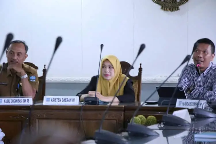 Pemkab Serang Segera Laksanakan Permen Penyederhanaan Birokrasi