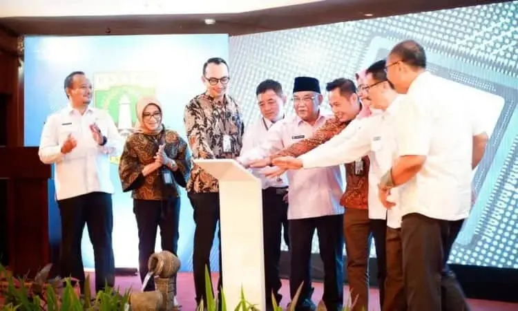 Permudah Pembayaran Retribusi Masyarakat, bank bjb Luncurkan Aplikasi SIREDA