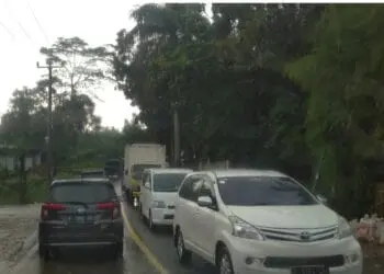 Ngabuburit, Jalur Lintas Timur Pandeglang Kerap Macet