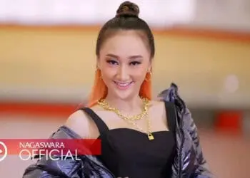 Lirik Lagu Habis Minum Apa - Sandrina