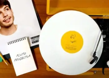 Lirik Lagu Pluto Projector - Rex Orange County