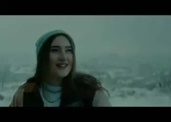 Lirik Lagu Snap - Rosa Linn