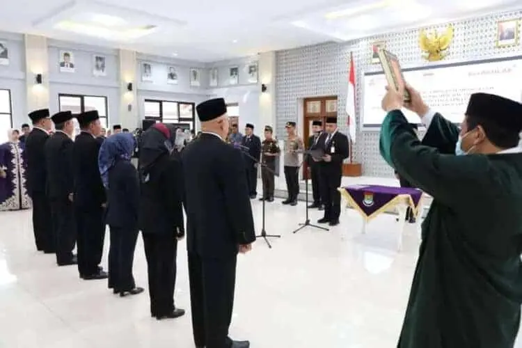 Kekosongan 6 Jabatan Eselon II b Terisi