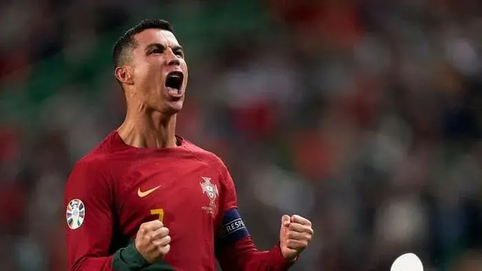 Al Nassr: Ronaldo Dibuntuti Rekor