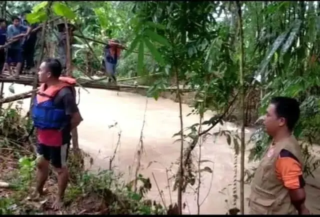 Hendak Cuci Kaki, Seorang Santri di Lebak Terpeleset Lalu Hilang Terseret Arus Sungai