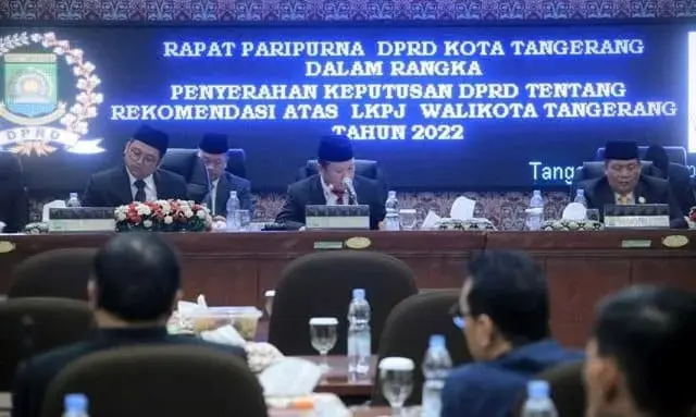 Wali Kota Arief Terima Rekomendasi DPRD Atas LKPJ Tahun 2022