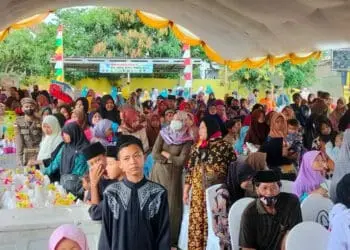 Pemkab Serang Bagikan 500 Paket Sembako Gratis ke Masyarakat