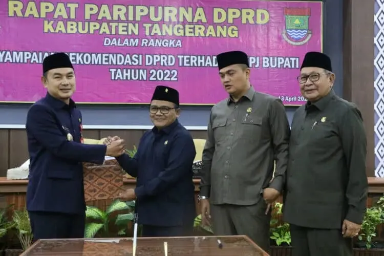DPRD Sampaikan Rekomendasi LKPJ Bupati Tahun 2022