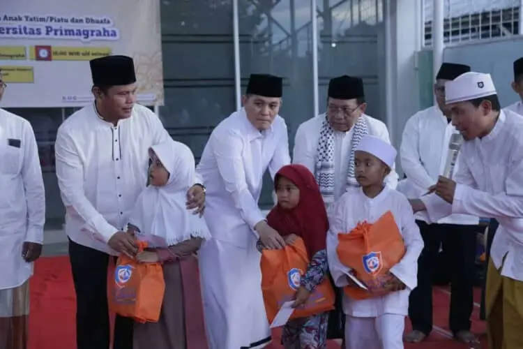 UPG Serang Santuni Anak Yatim dan Bagikan Ratusan Paket Sembako