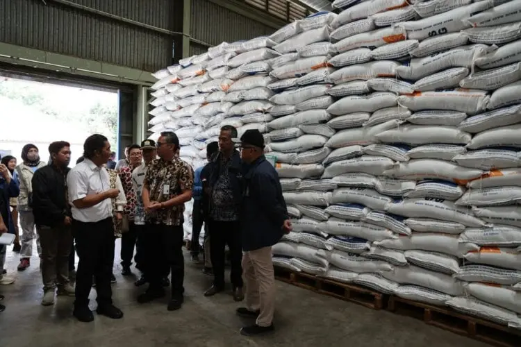 Jelang Hari Raya, Al Klaim Ketersediaan Beras di Banten Aman