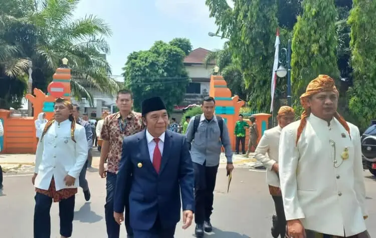 Pj Gubernur Banten, Al Muktabar menghadiri HUT Kota Cilegon. (ISTIMEWA)