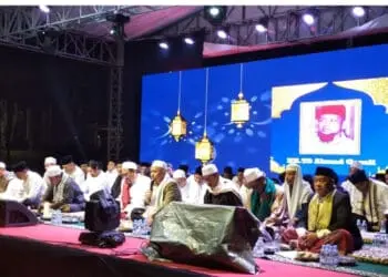 Ratusan Kyai, Ulama dan Ribuan Santri di Pandeglang Ikuti Haul Akbar