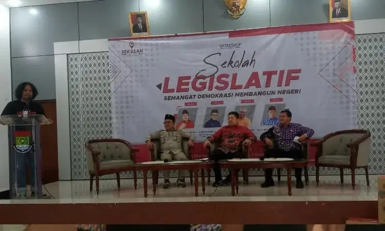 Diisi Pemateri Ketua DPRD Hingga Legislator Senayan, Ratusan Milenials Ikuti Sekolah Legislatif