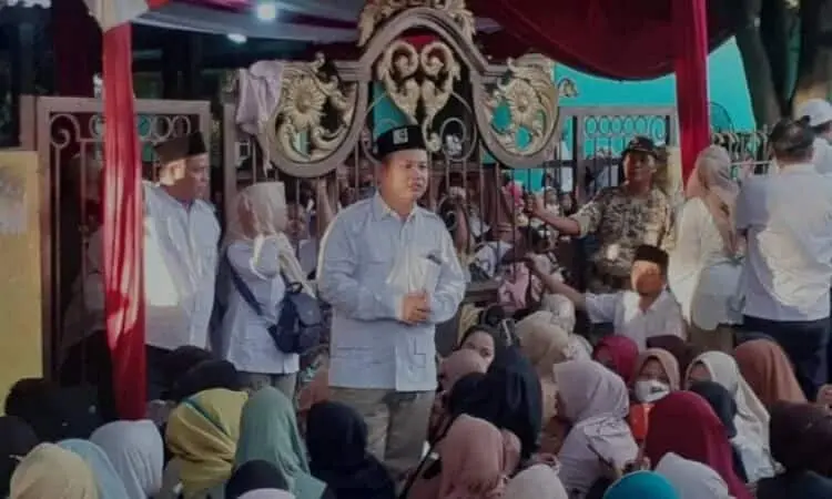 Jelang Idulfitri, Wakil Ketua DPRD Kota Tangerang Bagikan Ribuan Paket Sembako