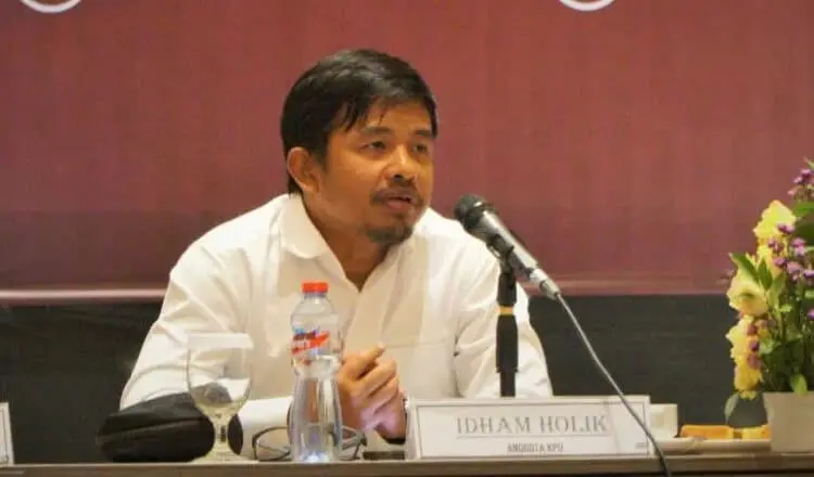 Komisioner KPU RI Bidang Teknis Idham Holik. (IST)