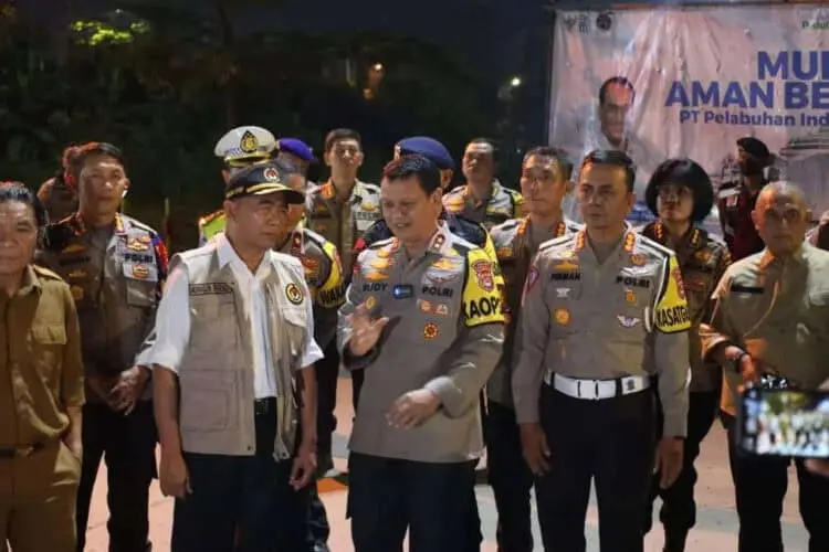 Kunjungi Cilegon, Muhadjir Minta Pemudik Gunakan Rest Untuk Hal Mendesak Saja