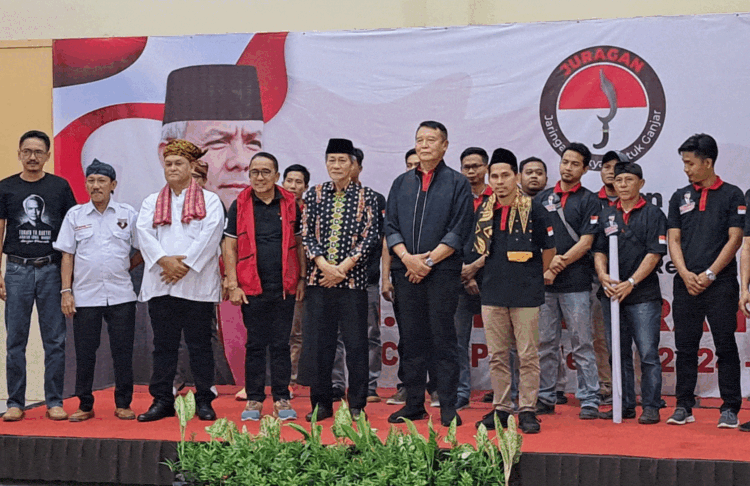 Tb. Hasanudin Konsolidasi dengan Relawan Ganjar di Banten