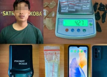 Tersangka dan BB pengedar sabu di Mapolres Pandeglang. (ISTIMEWA)