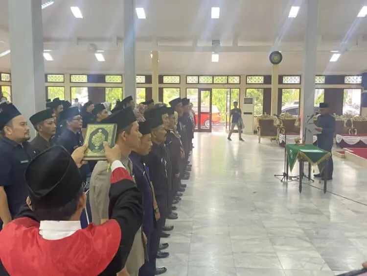 Klaim Banyak Jabatan Kosong, Ratusan Pejabat Struktural dan Fungsional di Lingkungan Pemkab Pandeglang Dilantik 